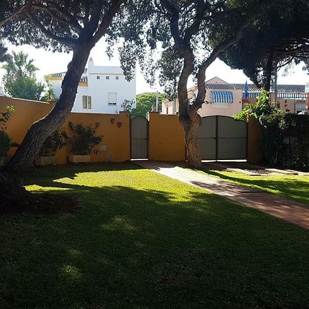 Chalet La Barrosa A 800 Mts Playa Chiclana de la Frontera Esterno foto